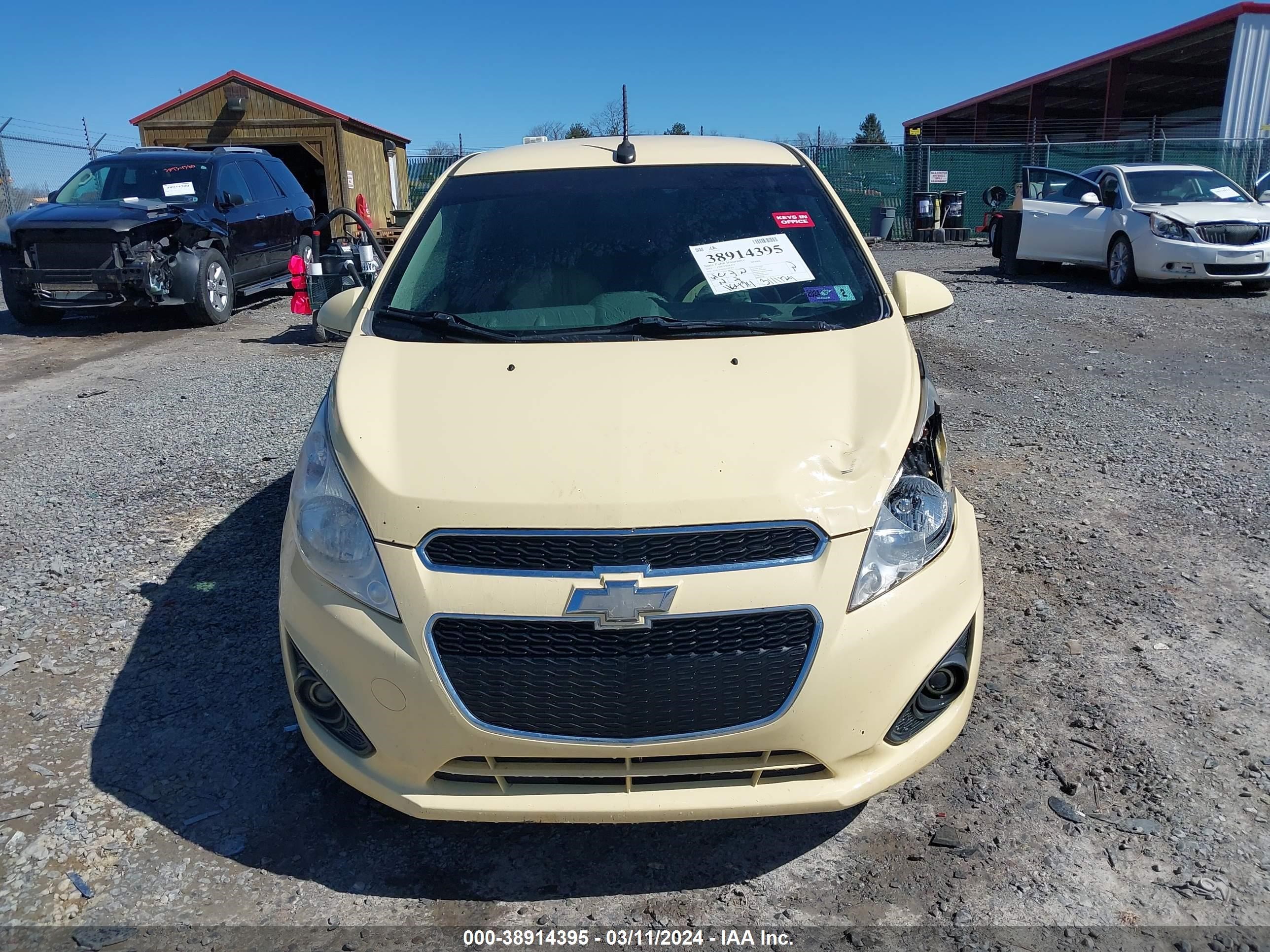 Photo 11 VIN: KL8CA6S90EC593303 - CHEVROLET SPARK 