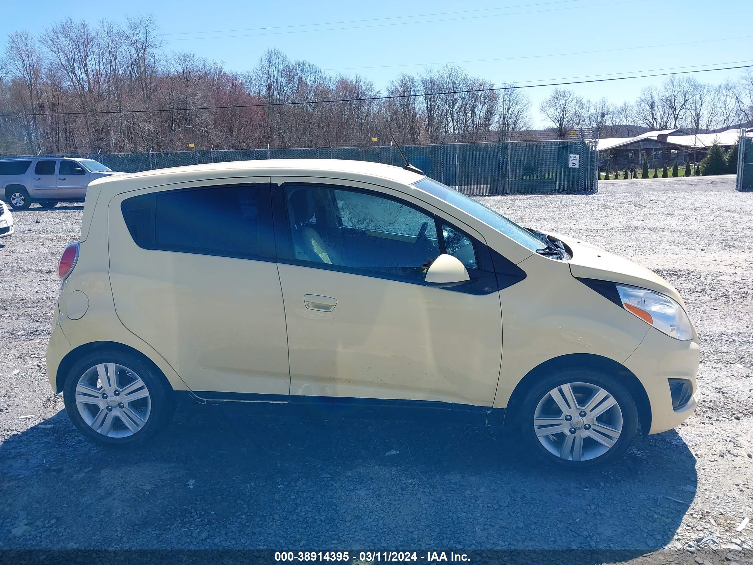 Photo 12 VIN: KL8CA6S90EC593303 - CHEVROLET SPARK 