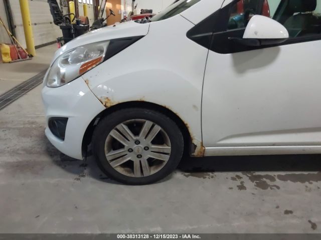 Photo 5 VIN: KL8CA6S92DC552377 - CHEVROLET SPARK 