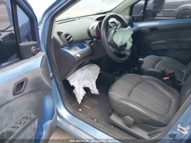 Photo 4 VIN: KL8CA6S92FC729500 - CHEVROLET SPARK 