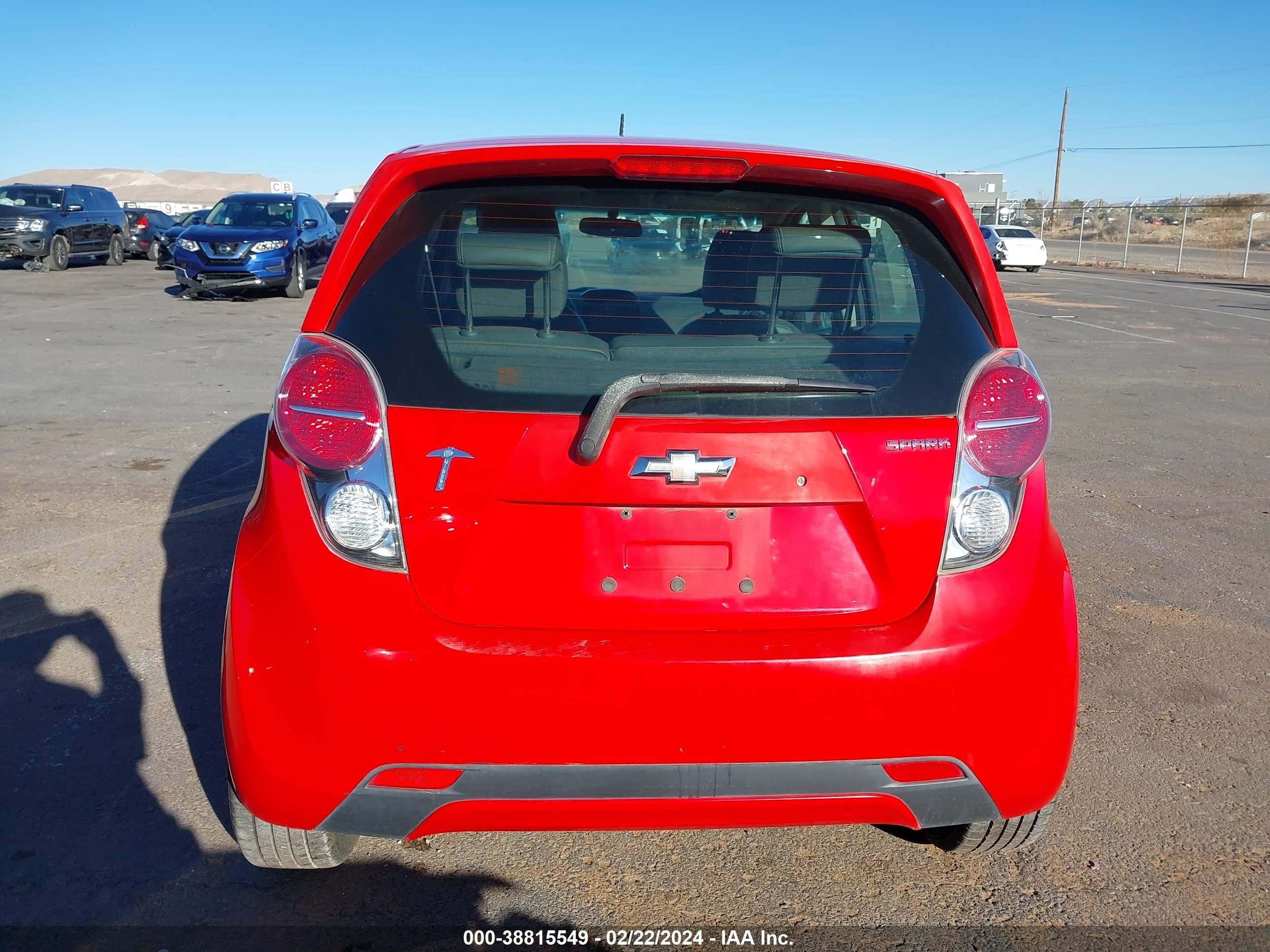 Photo 15 VIN: KL8CA6S95EC592504 - CHEVROLET SPARK 