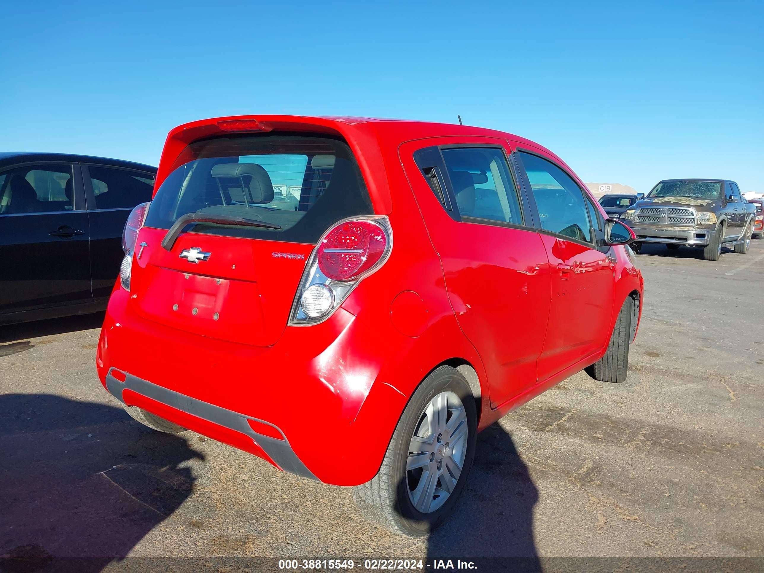 Photo 3 VIN: KL8CA6S95EC592504 - CHEVROLET SPARK 