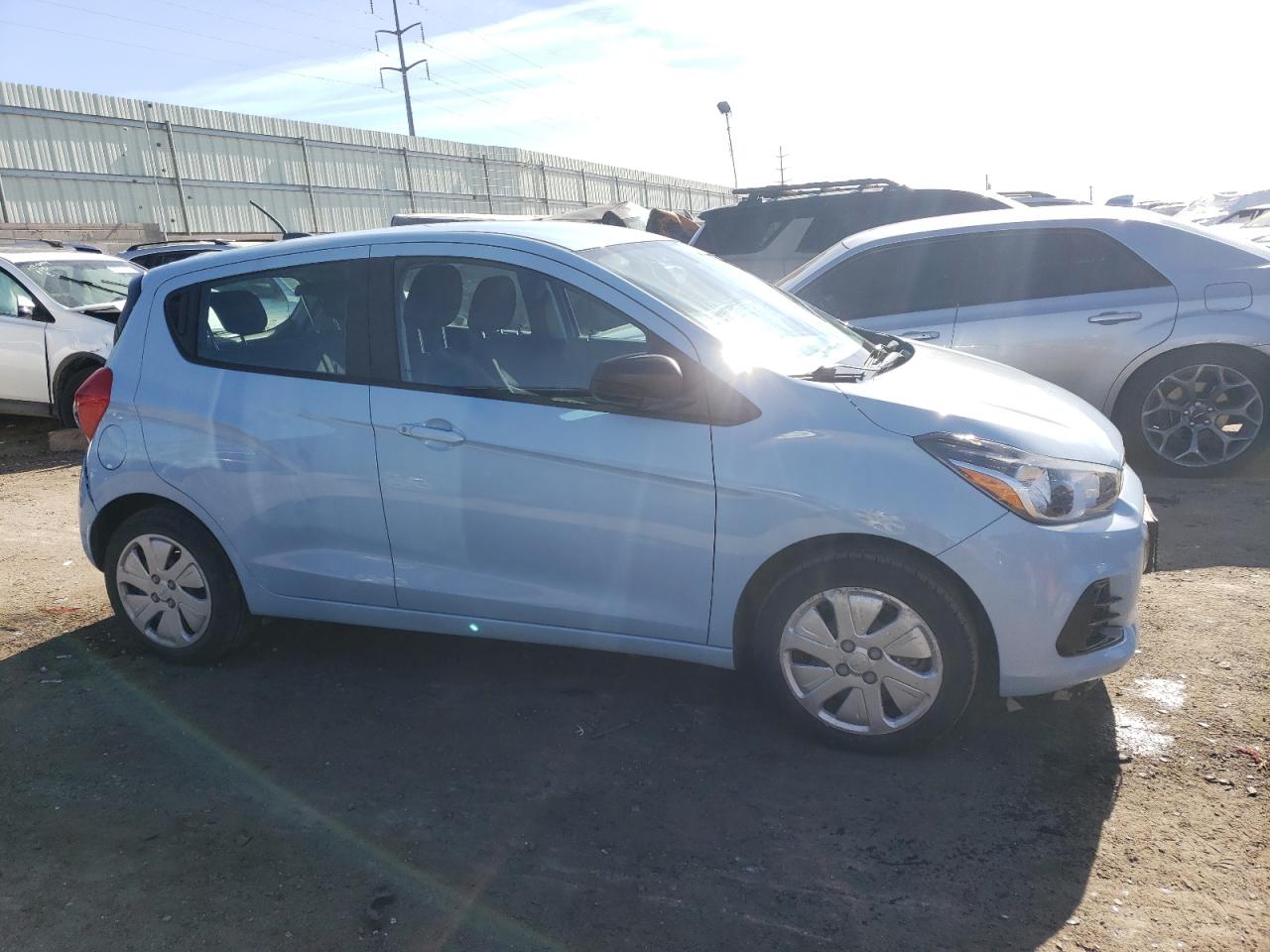 Photo 3 VIN: KL8CA6SA1GC542602 - CHEVROLET SPARK 