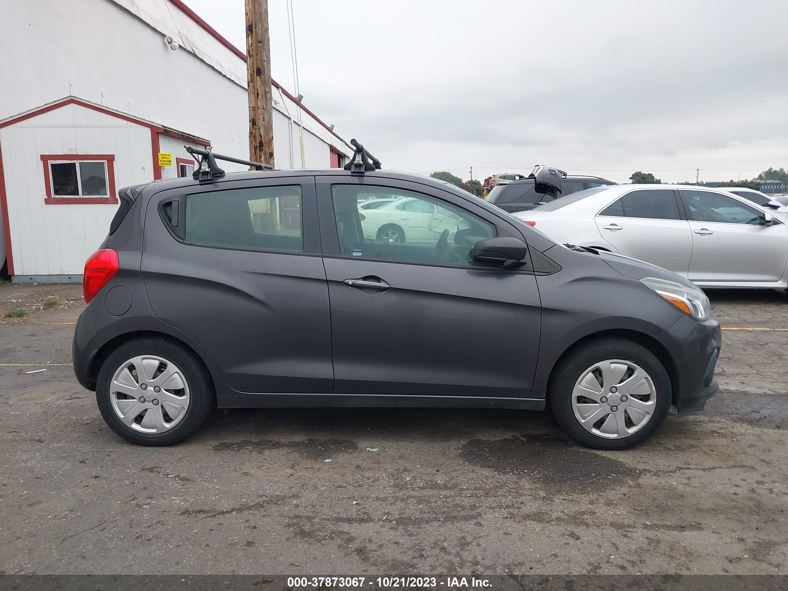 Photo 12 VIN: KL8CA6SA3GC585158 - CHEVROLET SPARK 