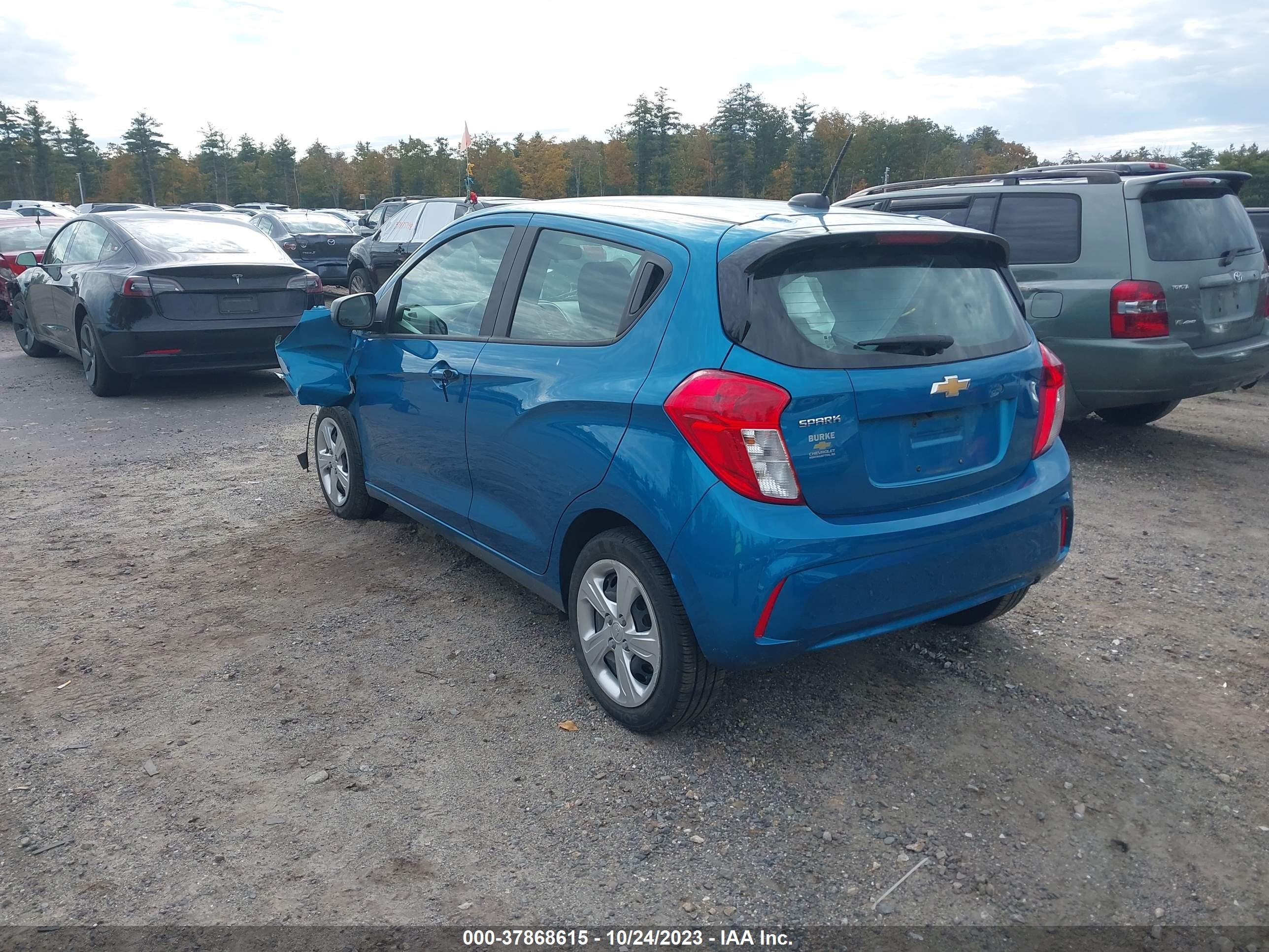 Photo 2 VIN: KL8CA6SA3LC427994 - CHEVROLET SPARK 