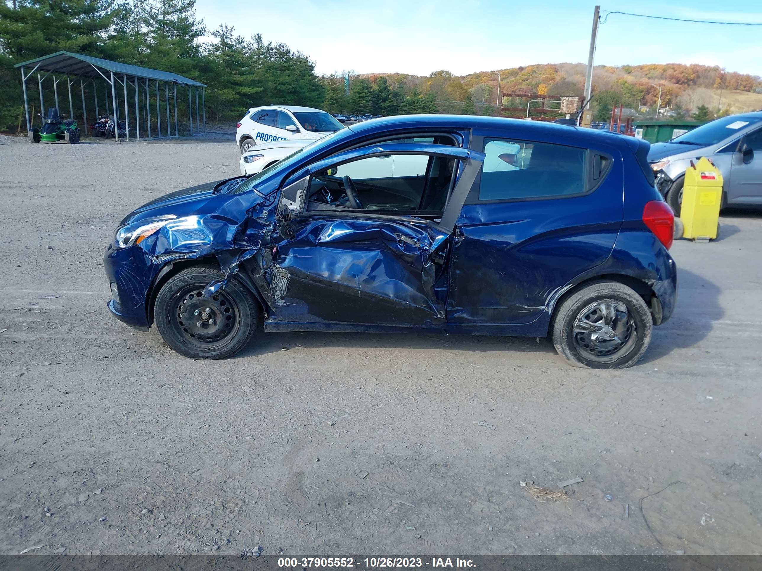 Photo 13 VIN: KL8CA6SA8NC015945 - CHEVROLET SPARK 