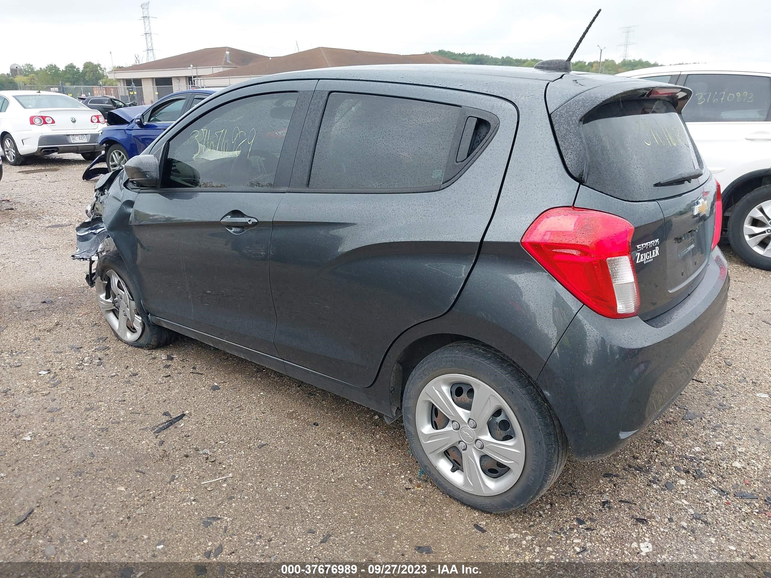 Photo 2 VIN: KL8CA6SA9LC405479 - CHEVROLET SPARK 