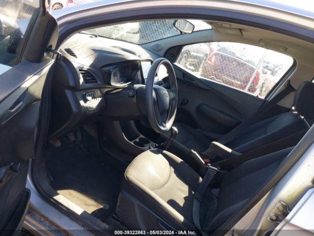 Photo 4 VIN: KL8CA6SAXKC735873 - CHEVROLET SPARK 