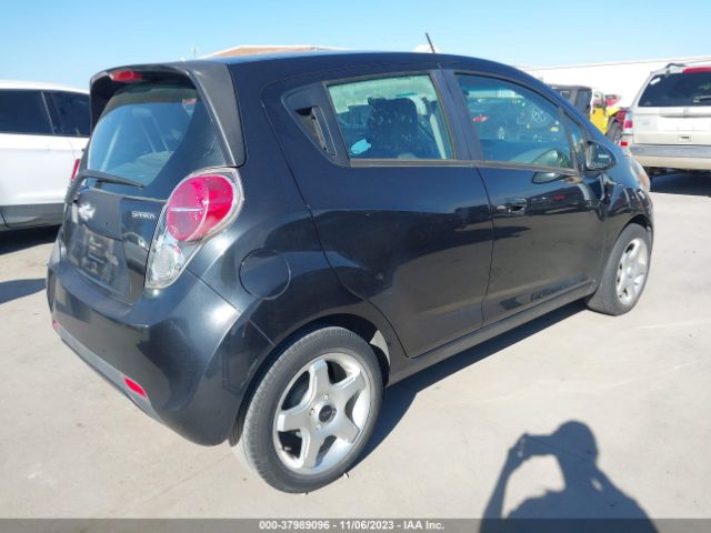 Photo 3 VIN: KL8CB6S90DC508195 - CHEVROLET SPARK 