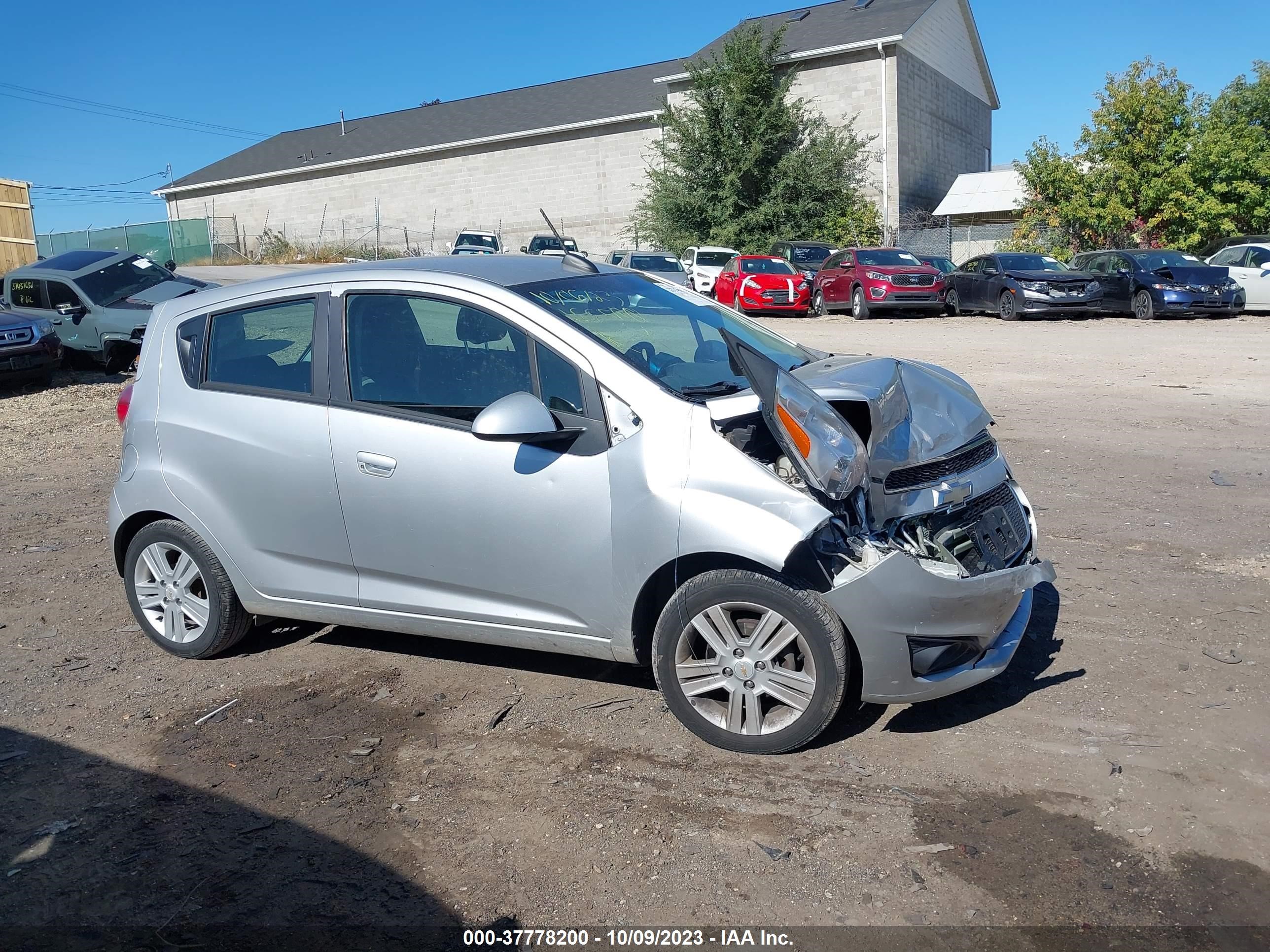 Photo 12 VIN: KL8CB6S90FC710909 - CHEVROLET SPARK 