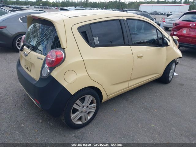 Photo 3 VIN: KL8CB6S91DC588445 - CHEVROLET SPARK 