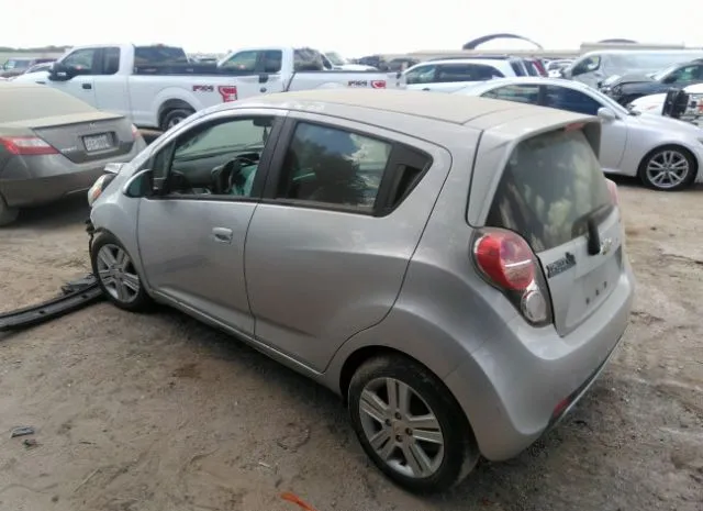 Photo 2 VIN: KL8CB6S91FC749928 - CHEVROLET SPARK 