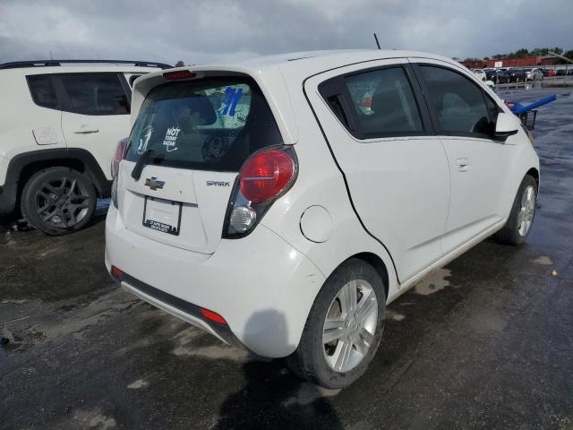 Photo 3 VIN: KL8CB6S92DC602952 - CHEVROLET SPARK LS 