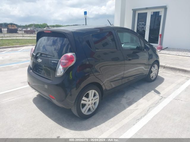 Photo 3 VIN: KL8CB6S92FC711057 - CHEVROLET SPARK 