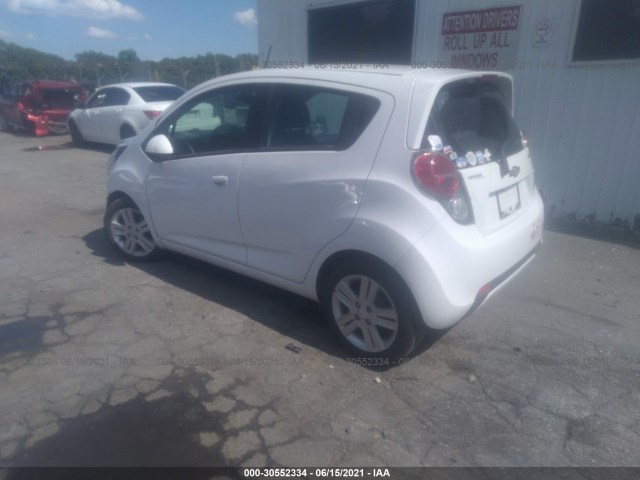 Photo 2 VIN: KL8CB6S92FC811742 - CHEVROLET SPARK 