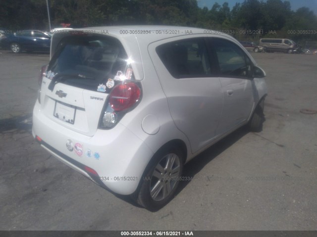 Photo 3 VIN: KL8CB6S92FC811742 - CHEVROLET SPARK 