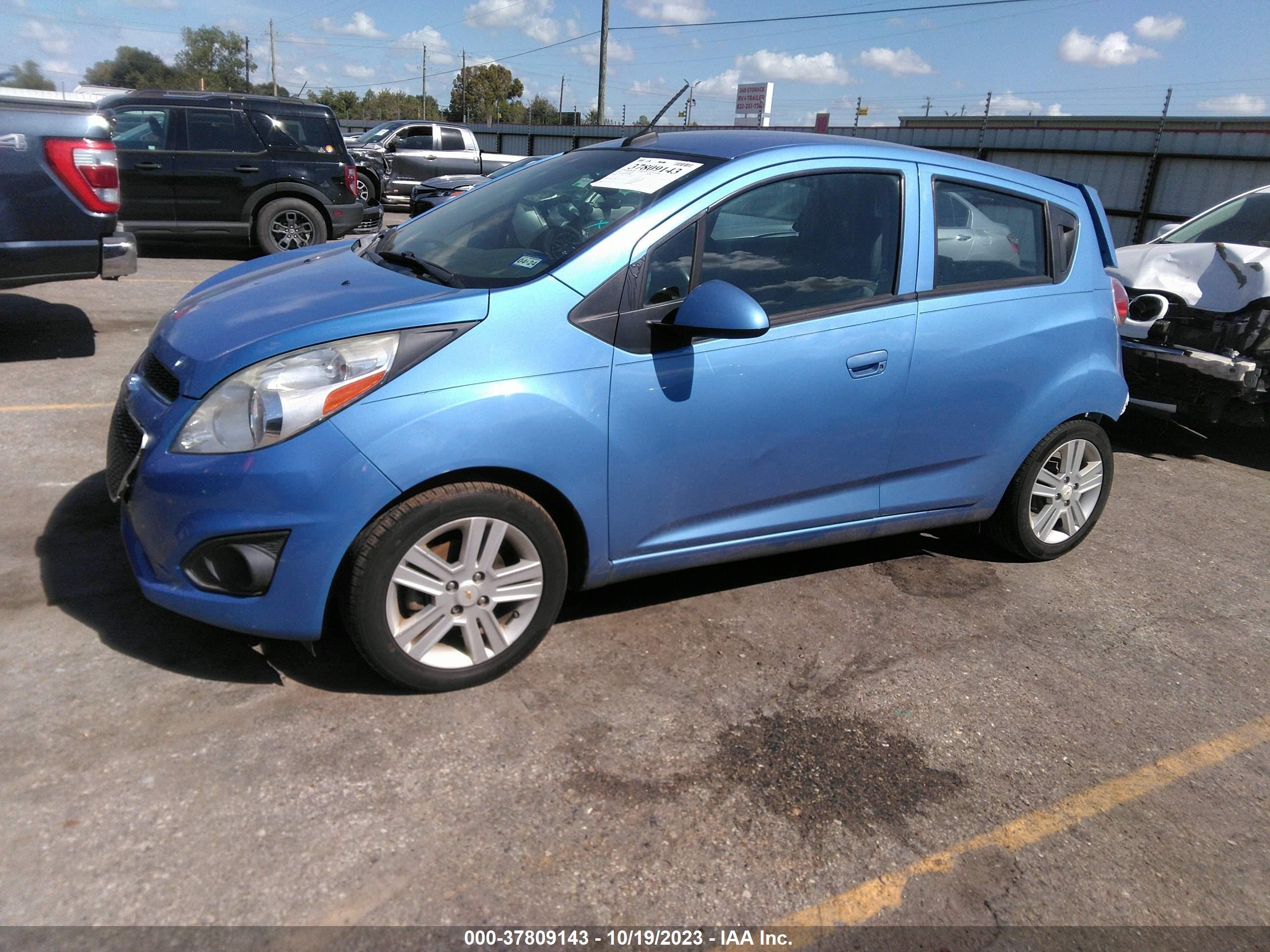 Photo 1 VIN: KL8CB6S93DC568889 - CHEVROLET SPARK 