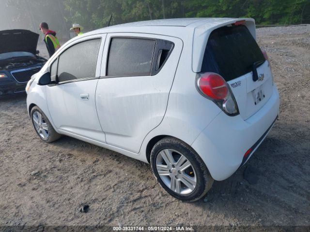 Photo 2 VIN: KL8CB6S93FC742480 - CHEVROLET SPARK 