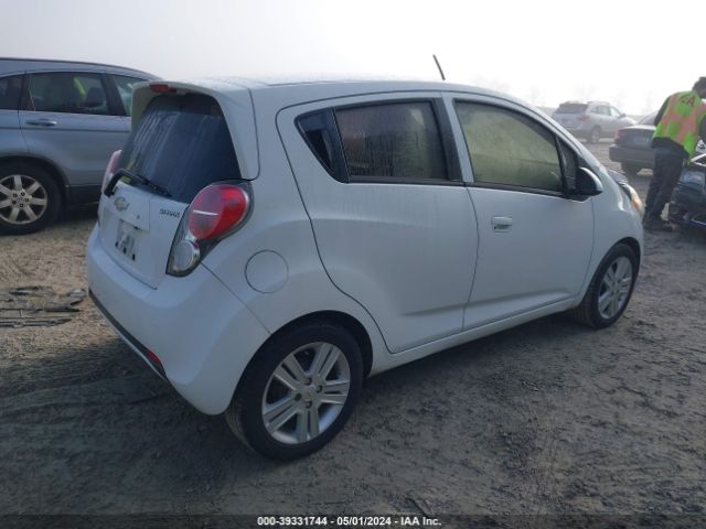 Photo 3 VIN: KL8CB6S93FC742480 - CHEVROLET SPARK 