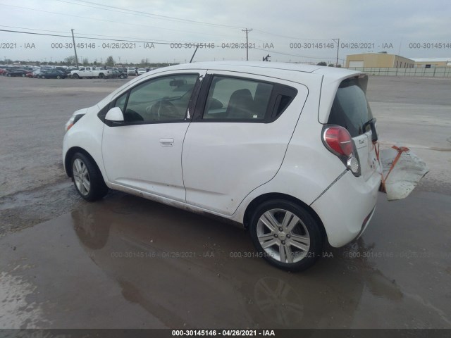 Photo 2 VIN: KL8CB6S93FC805433 - CHEVROLET SPARK 