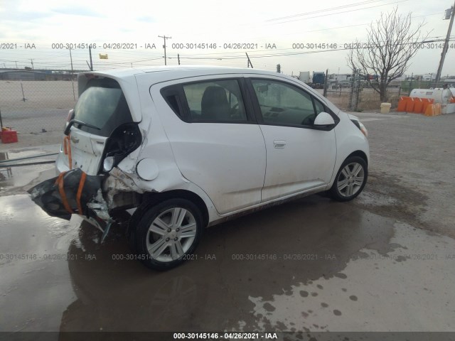 Photo 3 VIN: KL8CB6S93FC805433 - CHEVROLET SPARK 