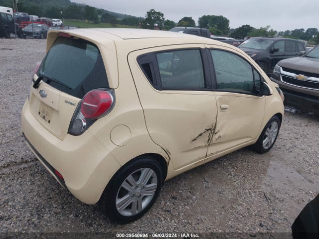 Photo 3 VIN: KL8CB6S94DC536405 - CHEVROLET SPARK 