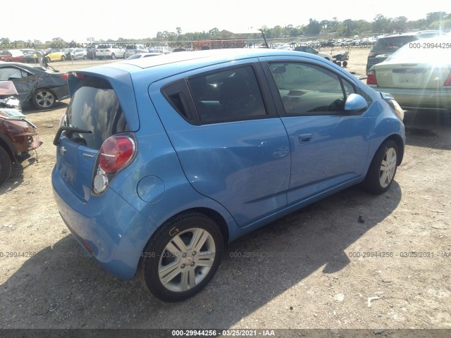 Photo 3 VIN: KL8CB6S95EC468827 - CHEVROLET SPARK 