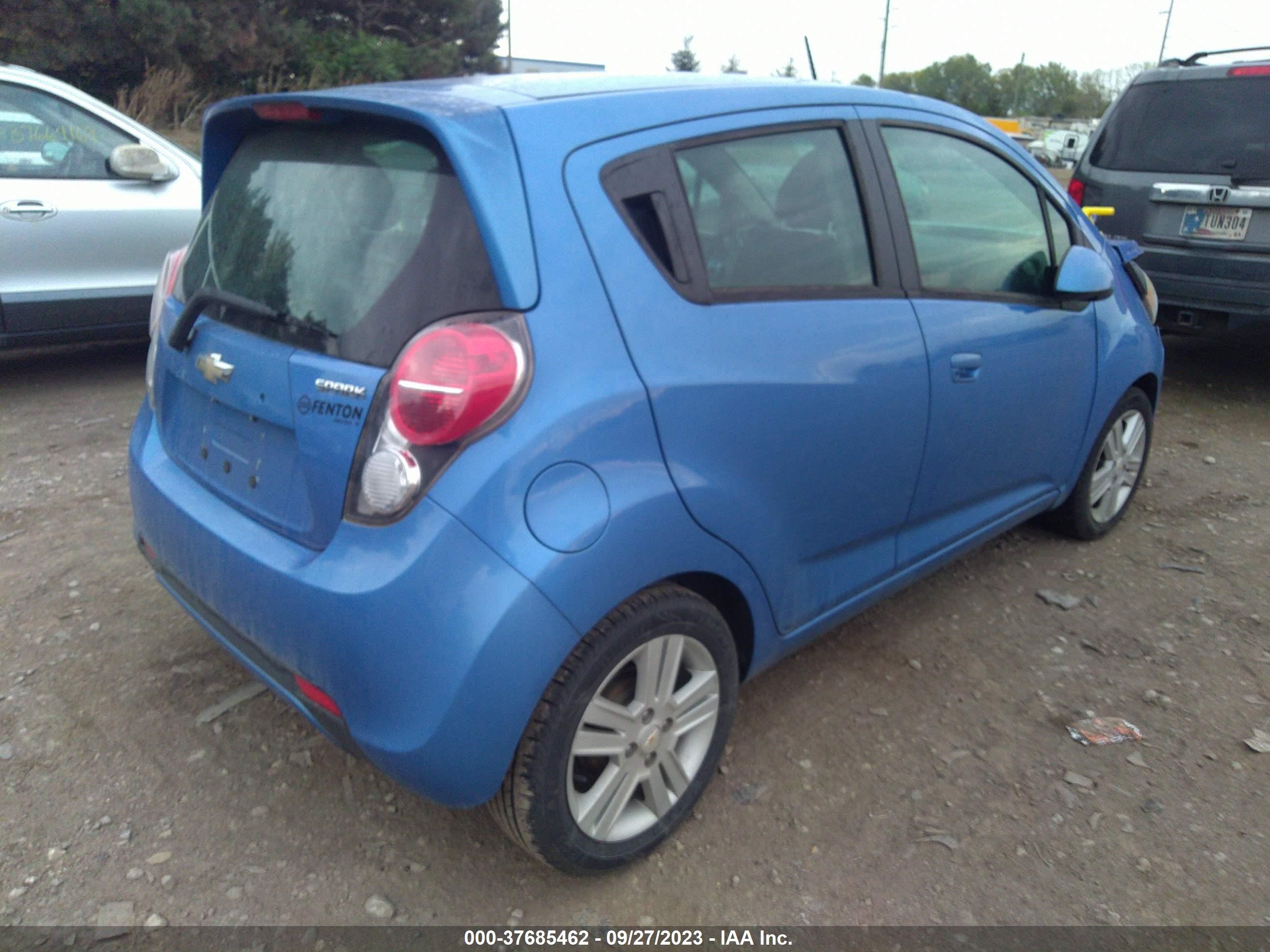 Photo 3 VIN: KL8CB6S96EC405588 - CHEVROLET SPARK 