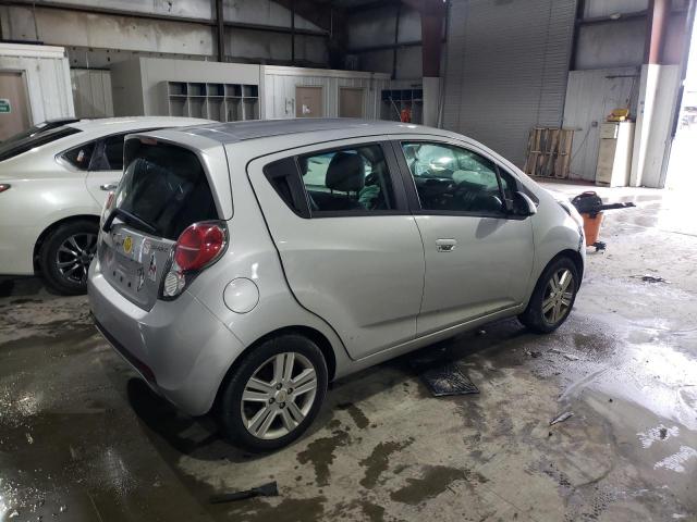 Photo 2 VIN: KL8CB6S97DC504290 - CHEVROLET SPARK LS 