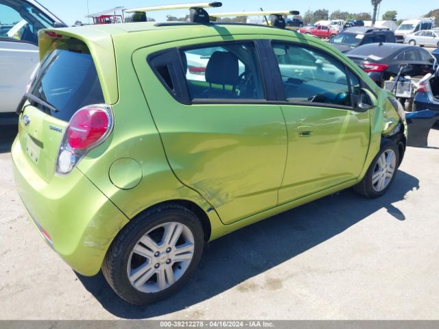 Photo 3 VIN: KL8CB6S97DC609699 - CHEVROLET SPARK 