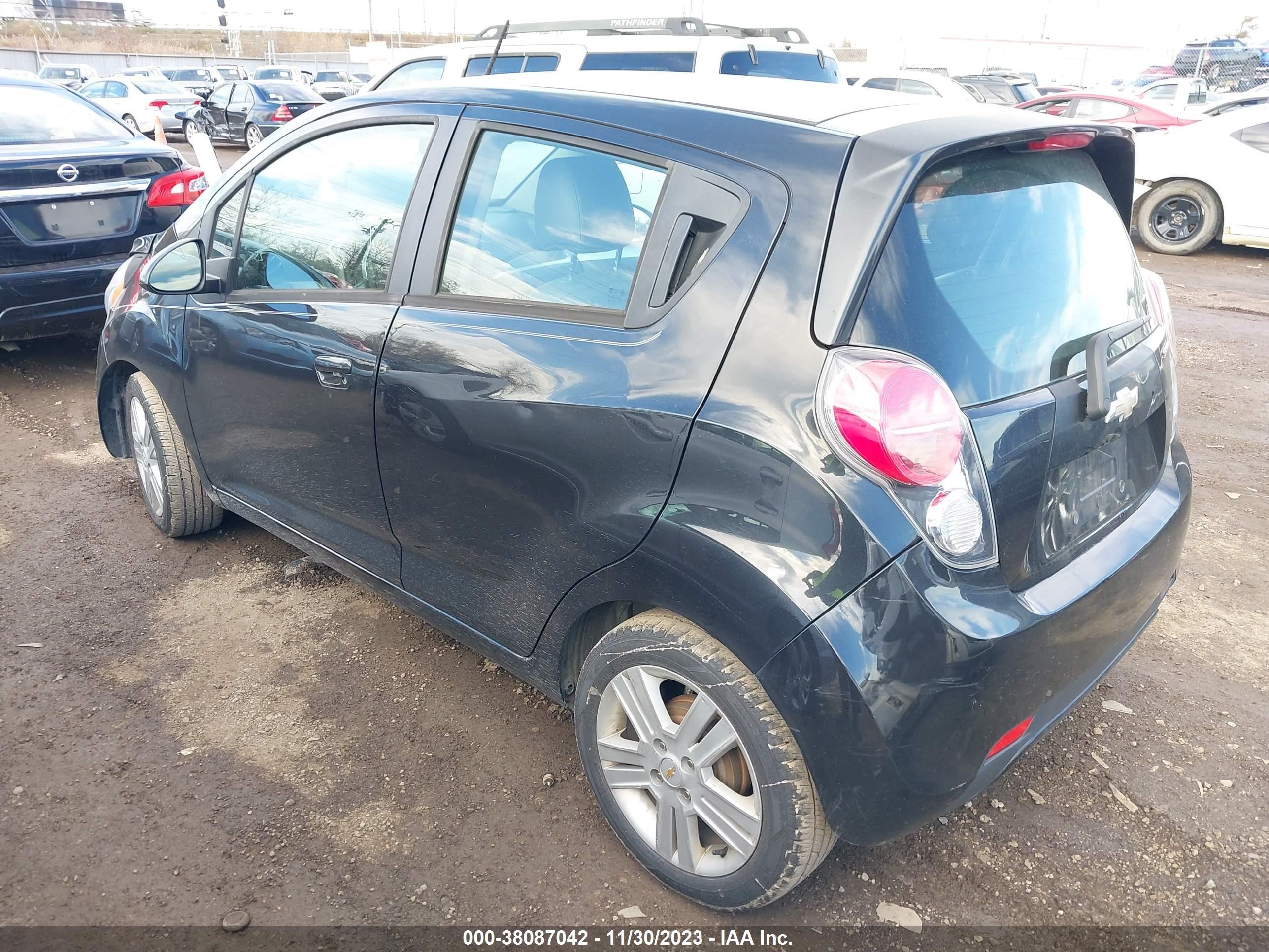 Photo 2 VIN: KL8CB6S97FC756320 - CHEVROLET SPARK 