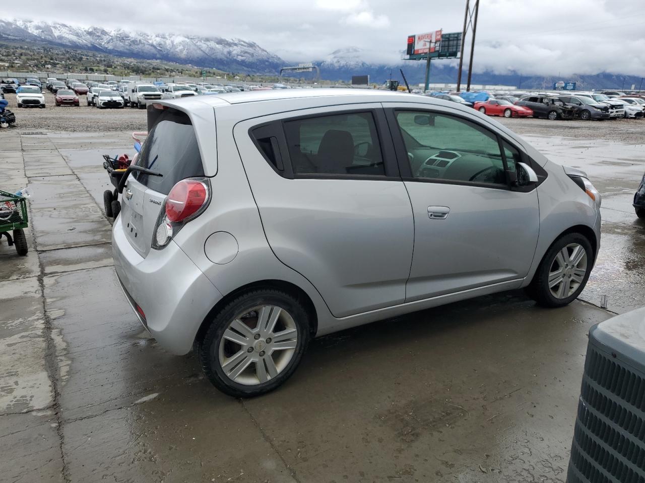 Photo 2 VIN: KL8CB6S98EC495892 - CHEVROLET SPARK LS 