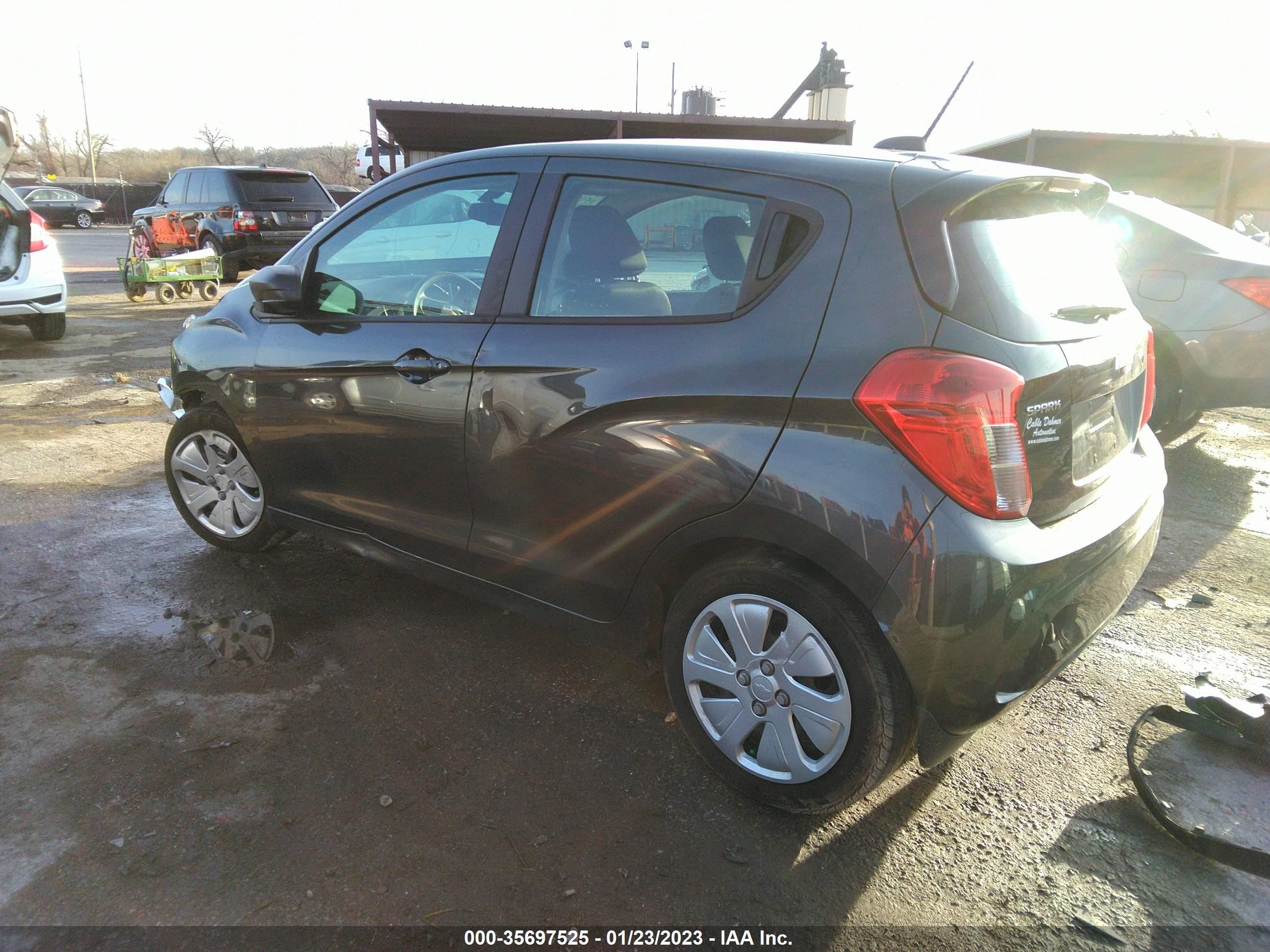 Photo 2 VIN: KL8CB6SA0HC840461 - CHEVROLET SPARK 