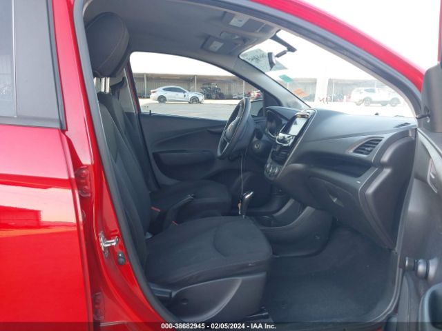 Photo 4 VIN: KL8CB6SA0KC734180 - CHEVROLET SPARK 