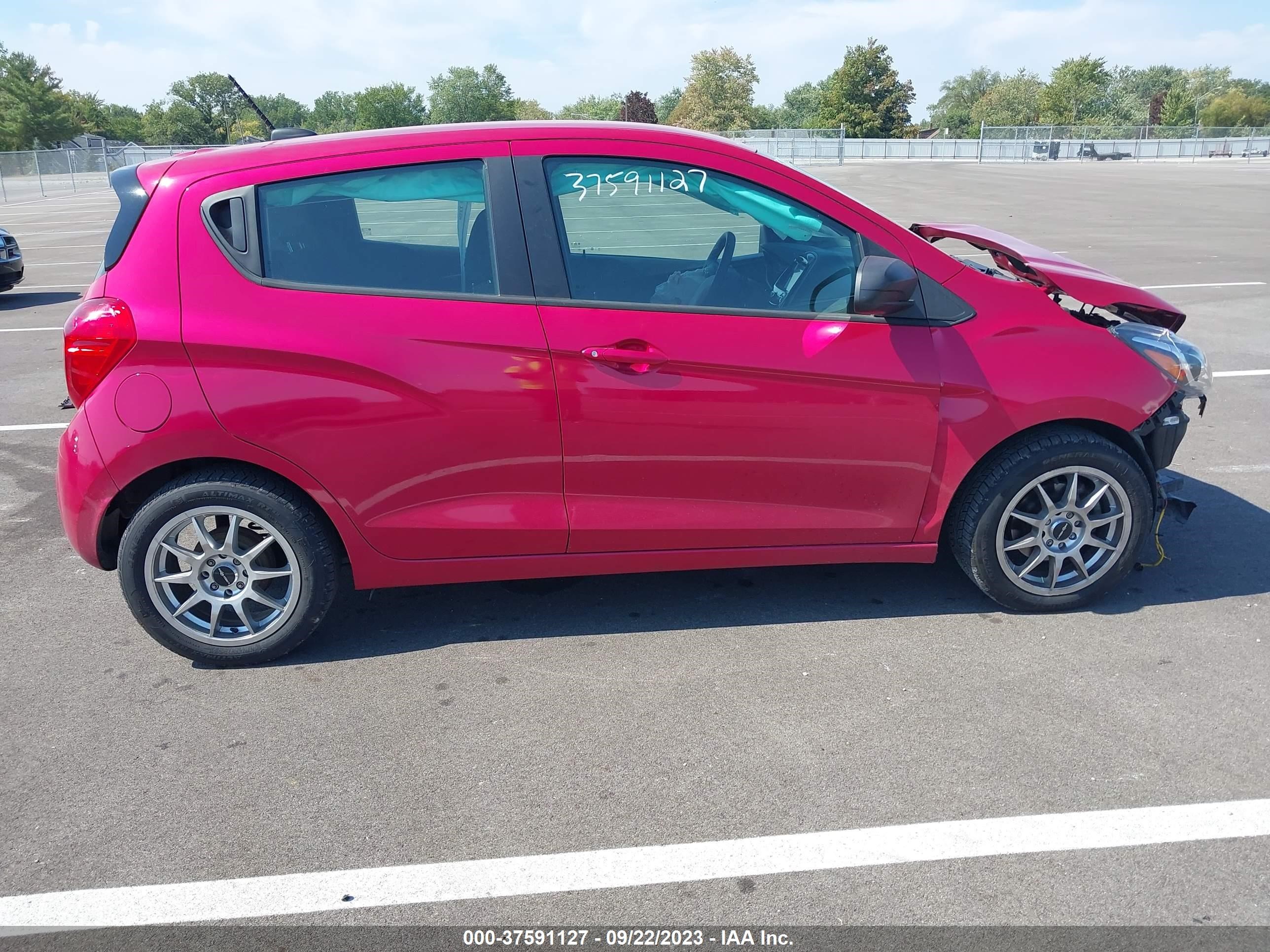 Photo 13 VIN: KL8CB6SA0KC738617 - CHEVROLET SPARK 