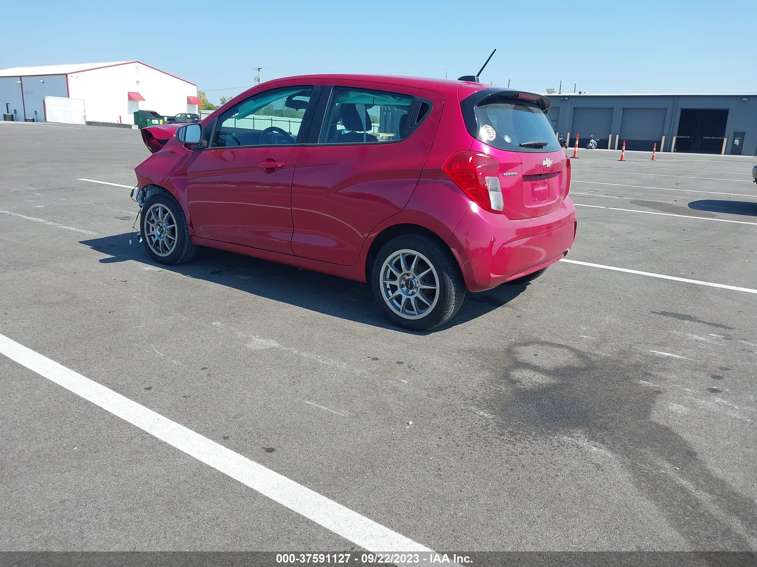 Photo 2 VIN: KL8CB6SA0KC738617 - CHEVROLET SPARK 