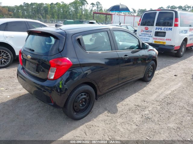 Photo 3 VIN: KL8CB6SA1JC473155 - CHEVROLET SPARK 