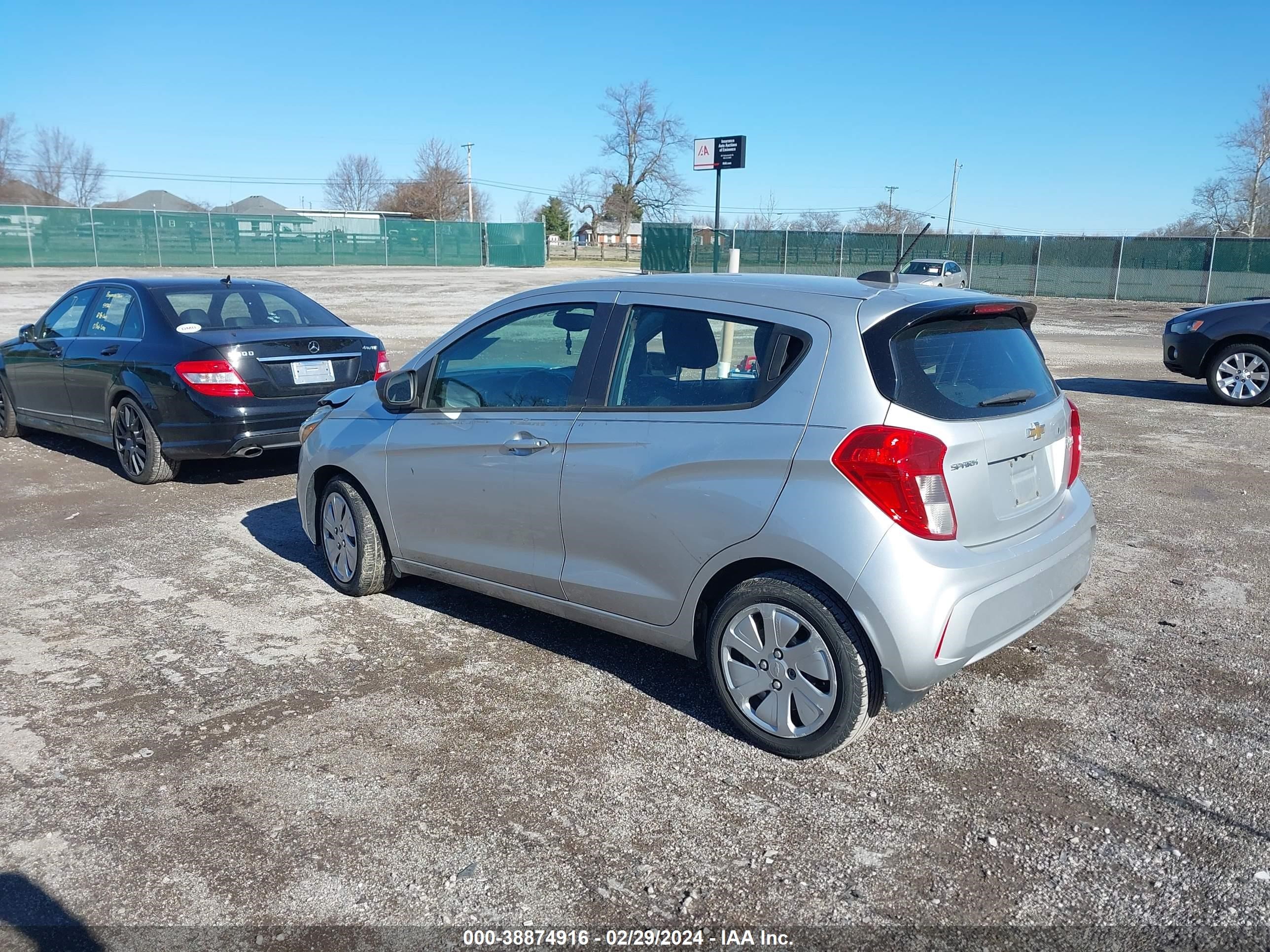 Photo 2 VIN: KL8CB6SA2GC620365 - CHEVROLET SPARK 