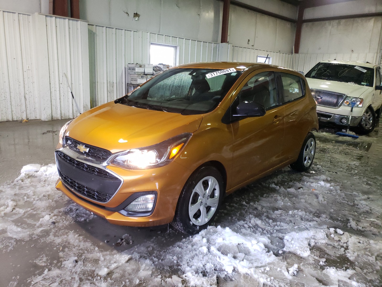 Photo 1 VIN: KL8CB6SA2KC711791 - CHEVROLET SPARK LS 