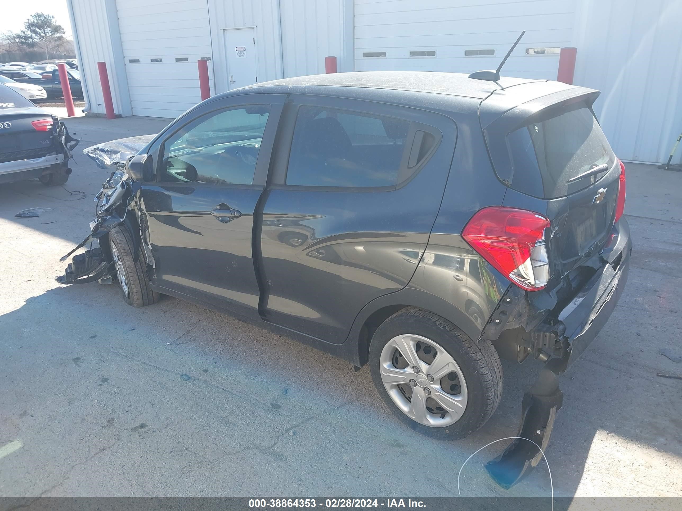 Photo 2 VIN: KL8CB6SA2MC742414 - CHEVROLET SPARK 