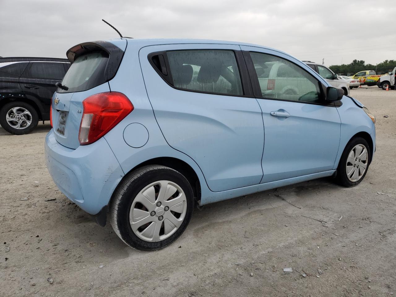 Photo 2 VIN: KL8CB6SA3GC639328 - CHEVROLET SPARK 