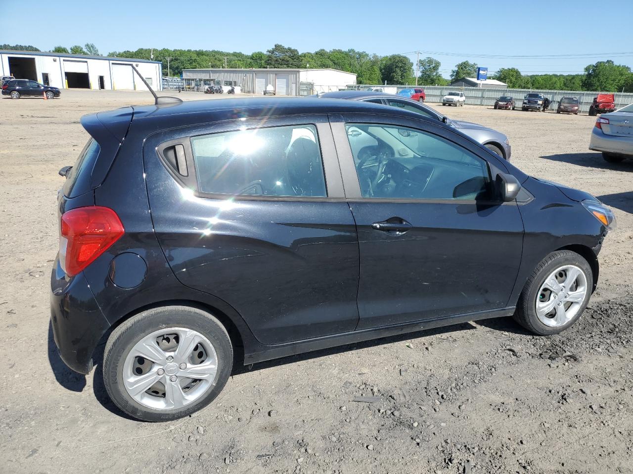 Photo 2 VIN: KL8CB6SA3LC475024 - CHEVROLET SPARK 