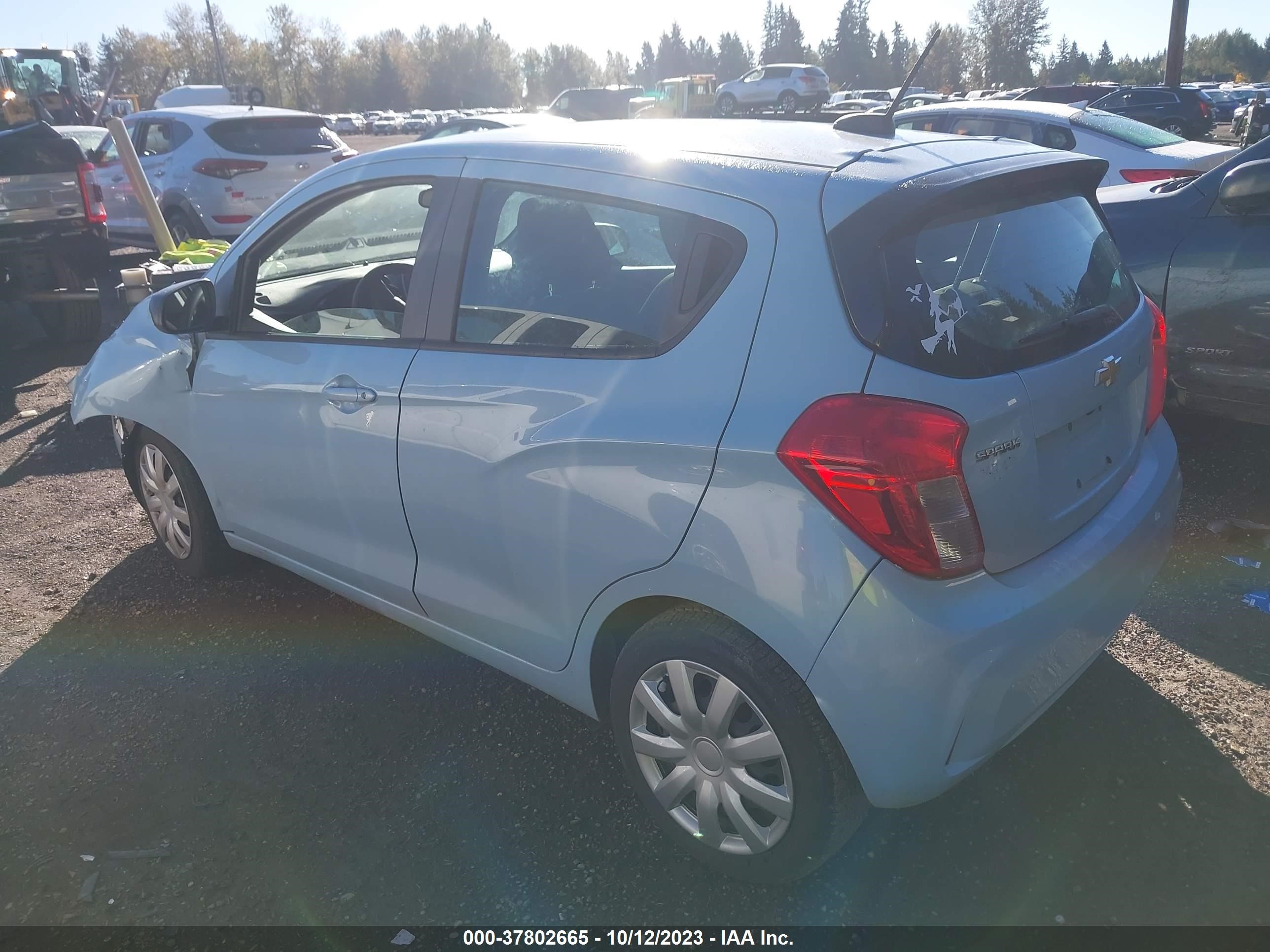 Photo 2 VIN: KL8CB6SA4GC595906 - CHEVROLET SPARK 