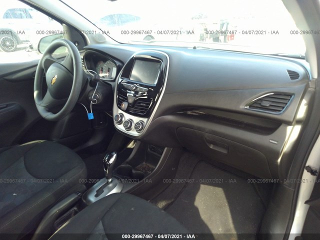 Photo 4 VIN: KL8CB6SA4JC470055 - CHEVROLET SPARK 