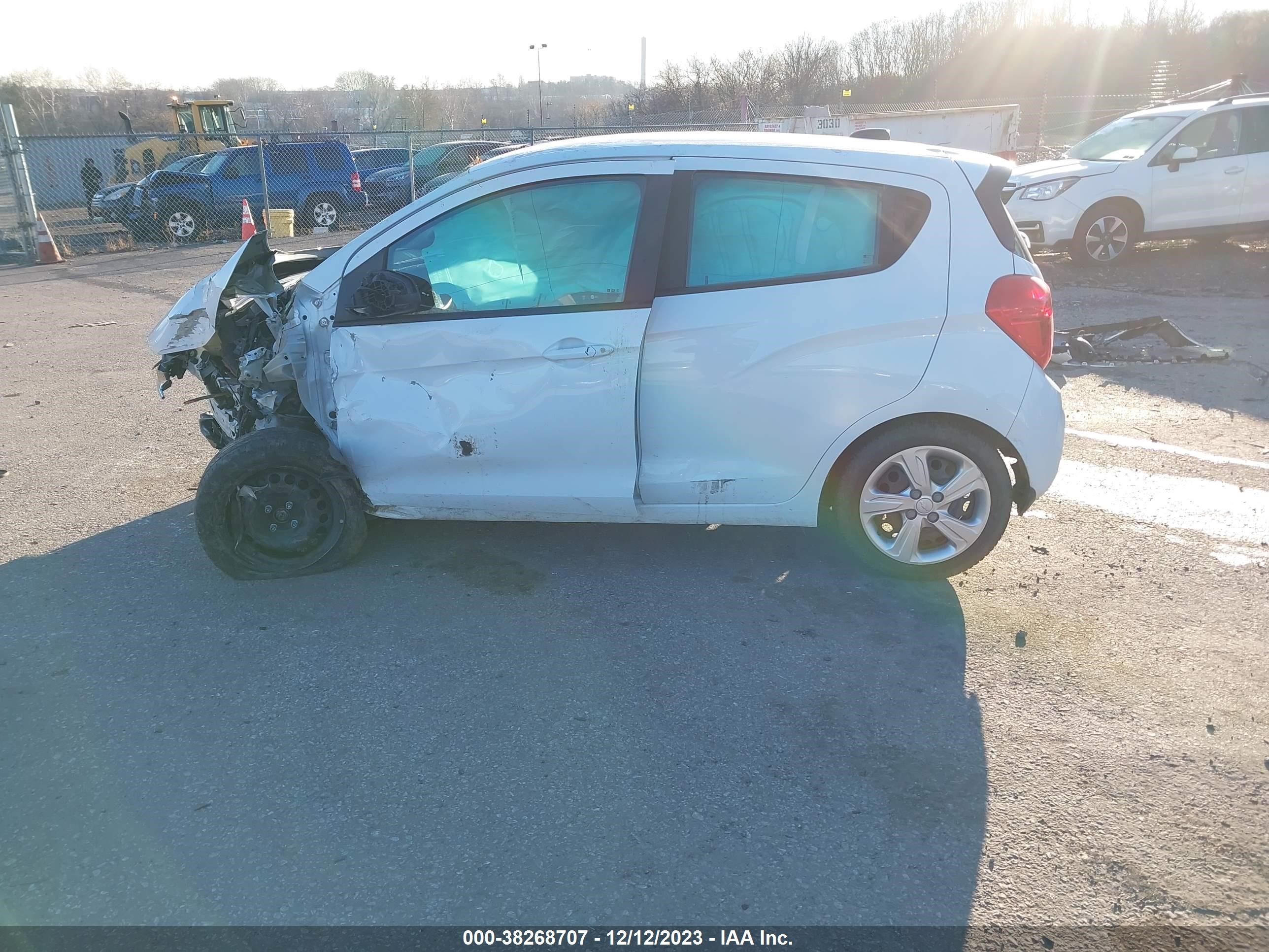 Photo 13 VIN: KL8CB6SA4KC747868 - CHEVROLET SPARK 