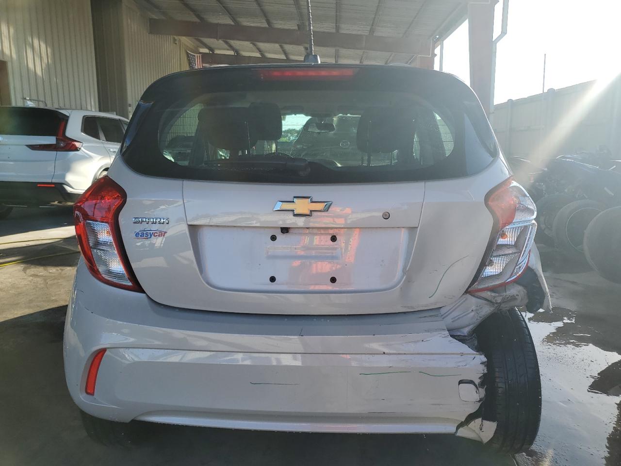 Photo 5 VIN: KL8CB6SA4KC807387 - CHEVROLET SPARK 