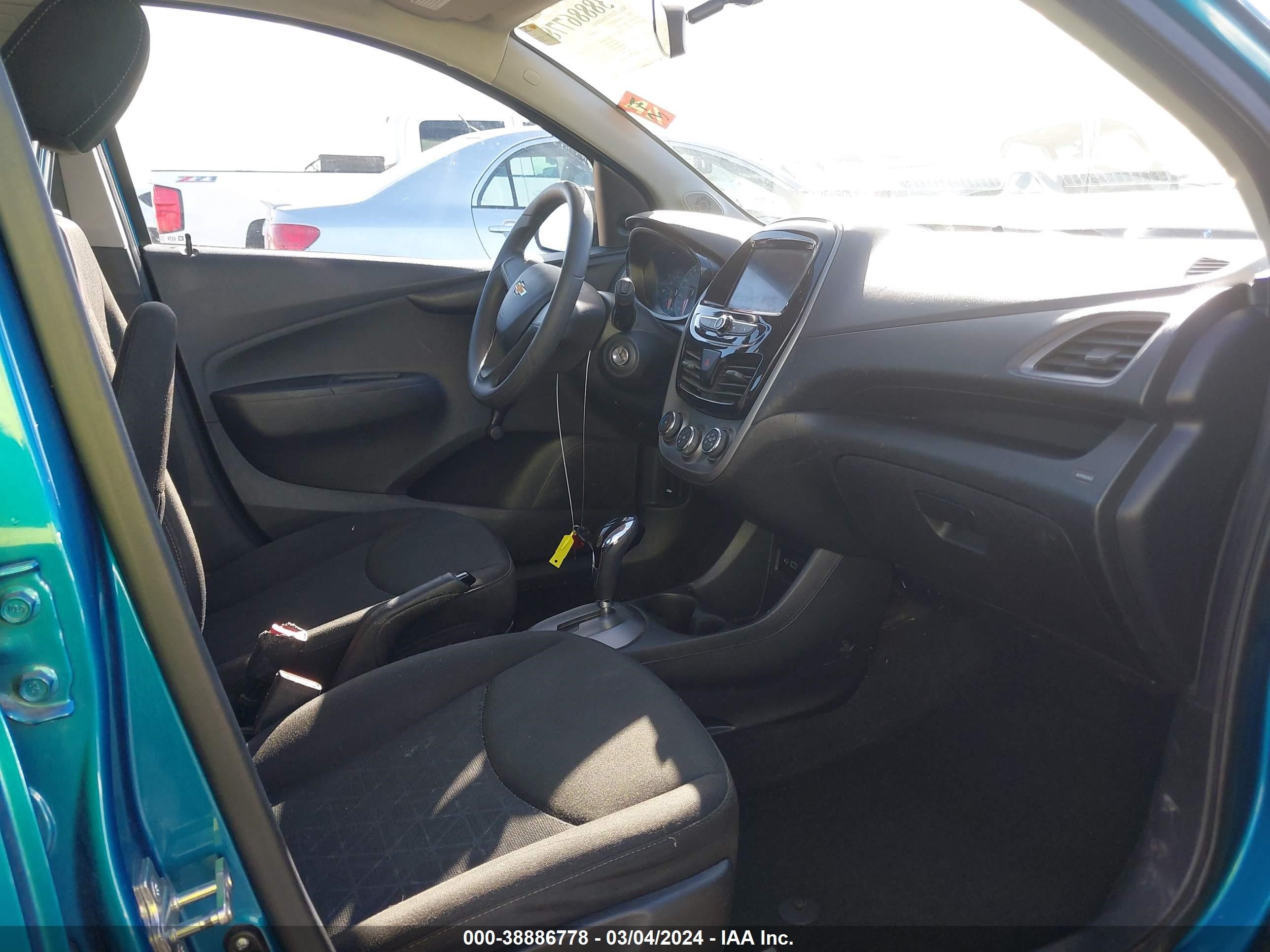 Photo 4 VIN: KL8CB6SA4LC425006 - CHEVROLET SPARK 