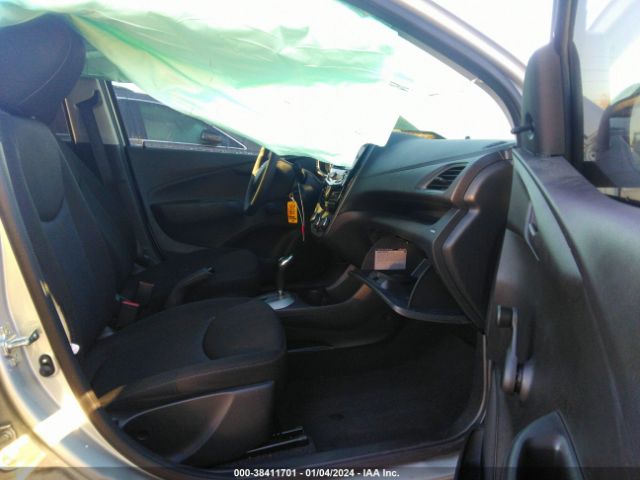 Photo 4 VIN: KL8CB6SA4NC033050 - CHEVROLET SPARK 