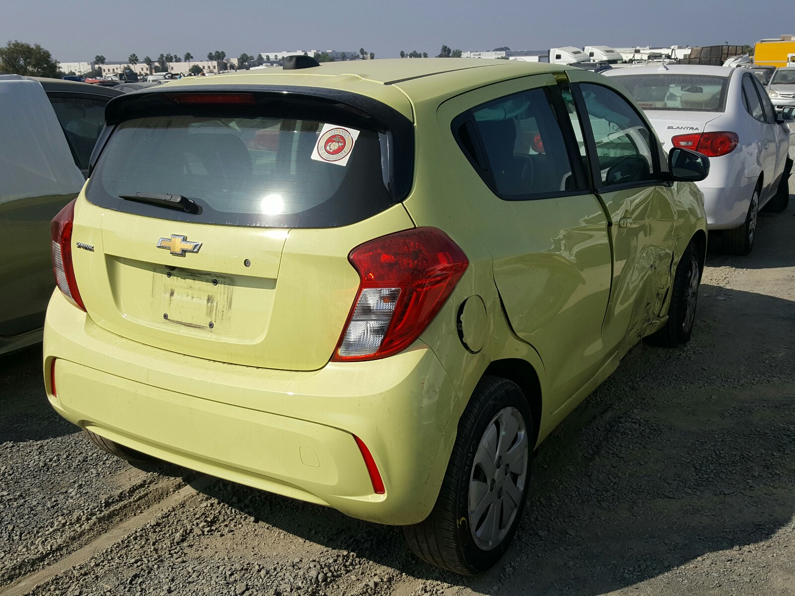 Photo 3 VIN: KL8CB6SA5JC444189 - CHEVROLET SPARK 