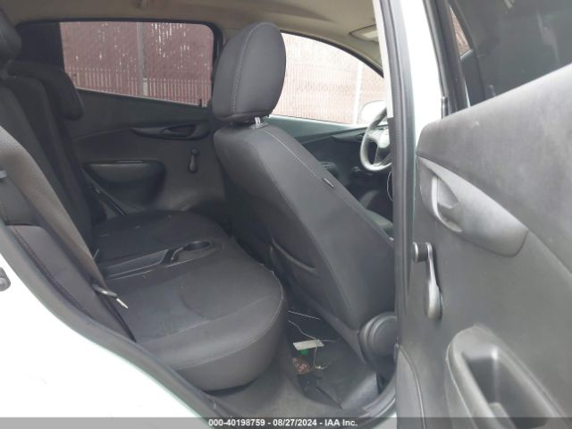 Photo 7 VIN: KL8CB6SA5JC460053 - CHEVROLET SPARK 